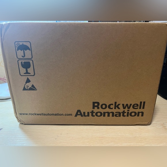 Allen-Bradley 22A-D6P0N104 Powerflex 4 2.2 KW (3 HP) AC Drive - Picture 2 of 6